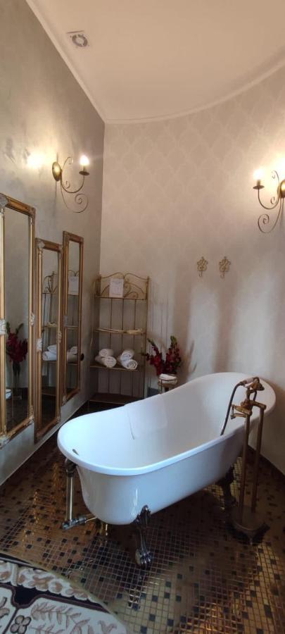 Appartamento Night O'Clock Apart Premium Opole Esterno foto