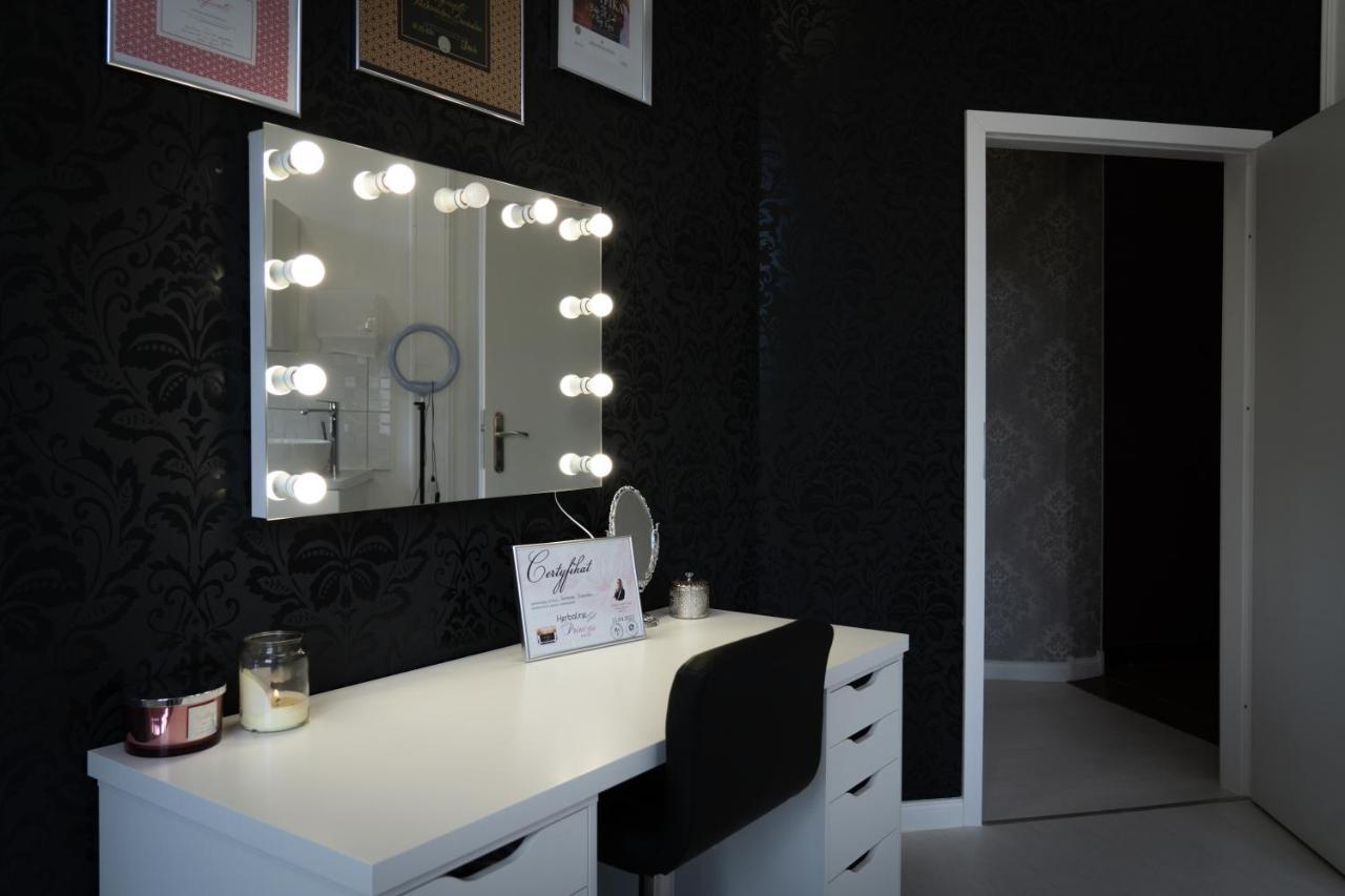 Appartamento Night O'Clock Apart Premium Opole Esterno foto